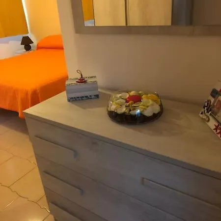 Ercole Sulla Via Dei Colori Apartment *