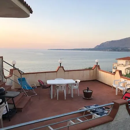 Apartment Ercole Sulla Via Dei Colori Trappeto (Sicily)